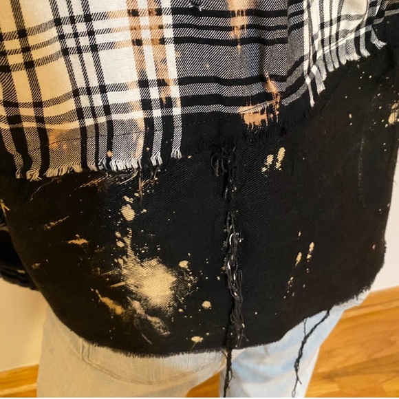 Upcycled plaid and denim shirt - Picture 8 of 8